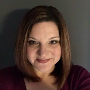 Meet your Posher, Jillian